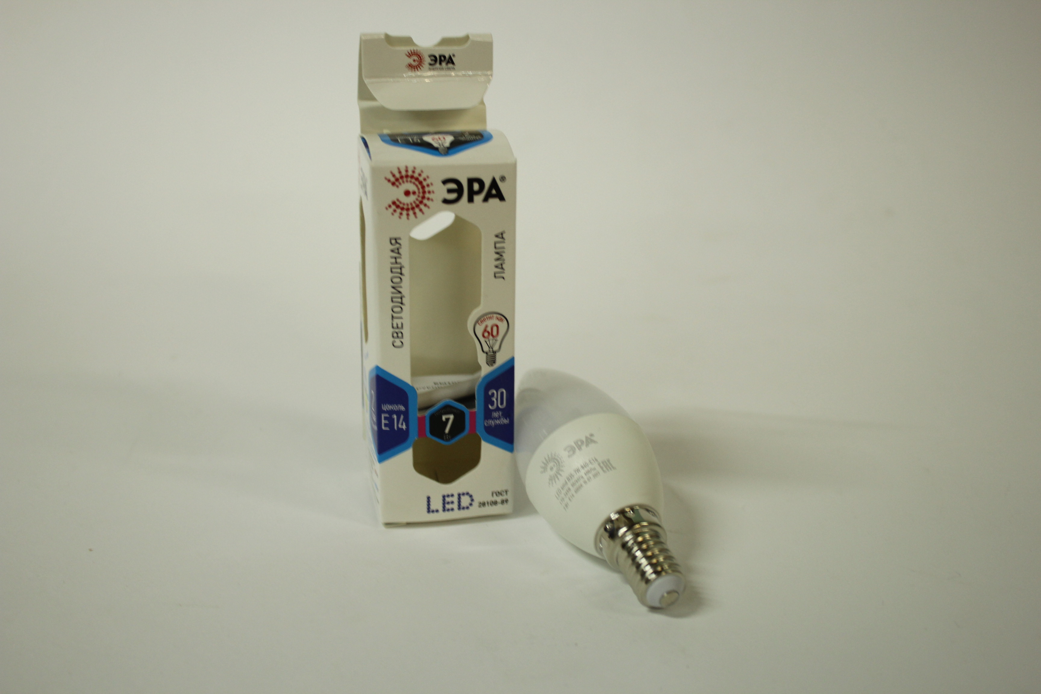 6-4-2 | T256 Led-Свеча 7.5 Вт E27 3000K